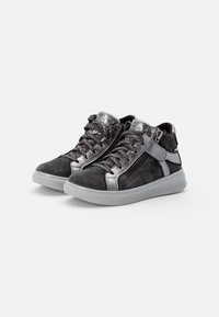Superfit Sneakersy wysokie