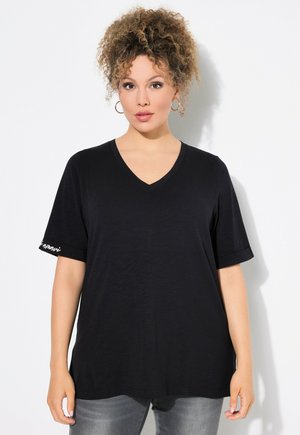 LATIN LETTERING SHORT SLEEVE V-NECK TEE - Basic T-shirt - black