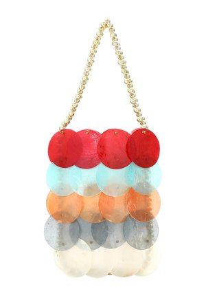 Sac à main en perles composé de disques circulaires superposés en rouge, aqua, orange et argent. Il dispose d'une bandoulière en perles dorées et d'une surface lisse.