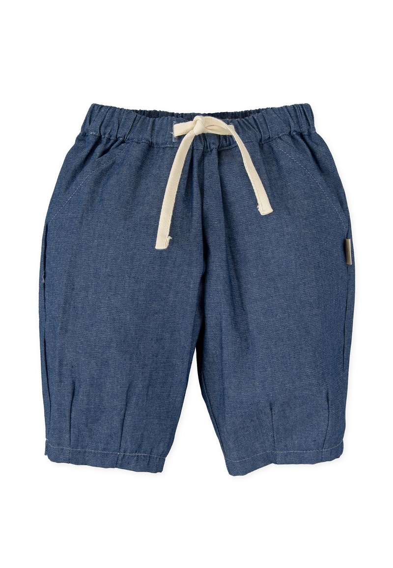 Pantalones cortos de chambray azul con cinturilla elástica, cordón de cremoso, bolsillos laterales y dobladillos doblados. Tejido ligero con una textura suave.