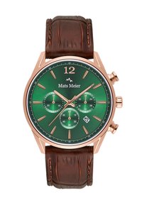 Montre en or rose avec un cadran vert, sous-cadrans chronographes, bracelet en cuir texturé marron et affichage de la date à 4 heures.