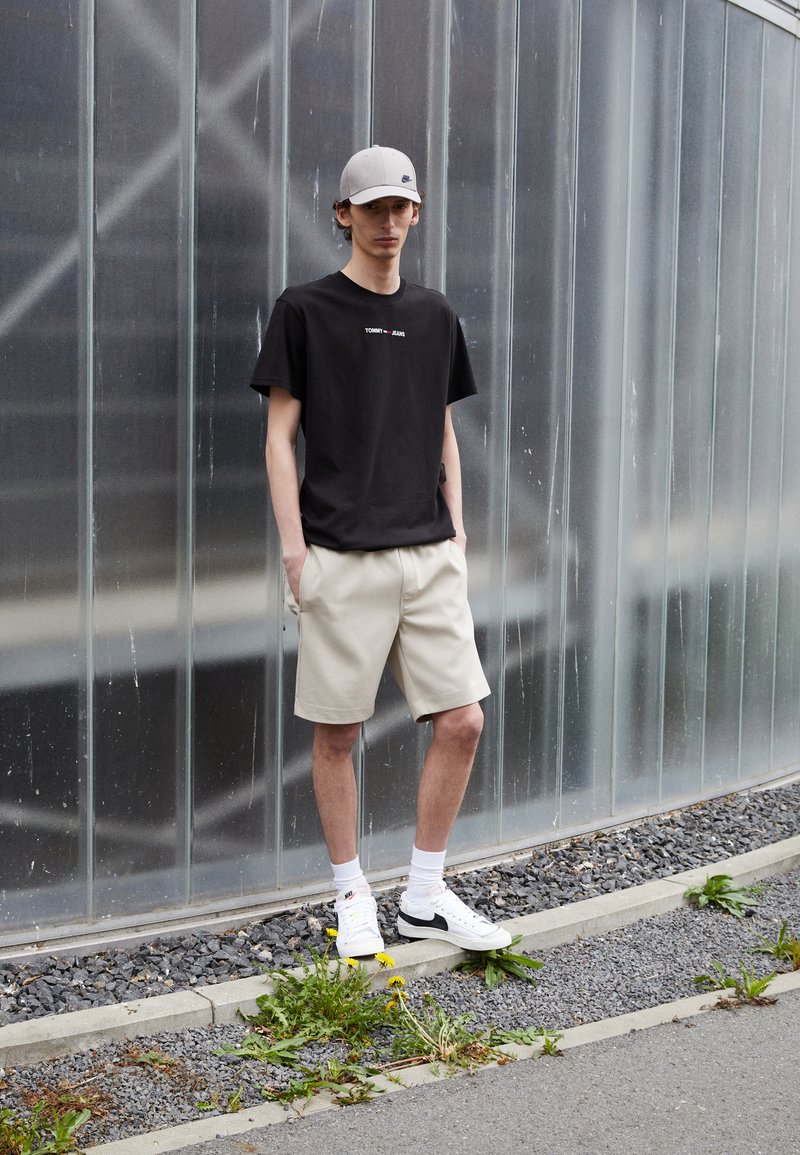 Tommy Jeans SMALL TEXT TEE - T-shirt basic - black