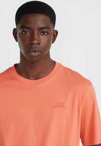 O'Neill SMALL LOGO - Sporta krekli - living coral