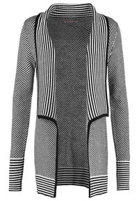 Schwarz-weiß gestreifte Strickjacke mit offenem Vorderteil, langen Ärmeln und kontrastierendem schwarzen Besatz an den Kanten und Bündchen. Weiche Stricktextur.