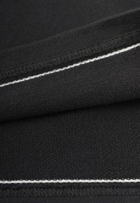 Honesty Rules FRENCH TERRY STRIPED - T-shirts print - black