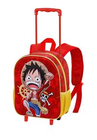 Mochila rodante roja con un diseño de personaje de dibujos animados. Cuenta con un zipper amarillo, bolsillos laterales de malla y correas acolchadas rojas. Compacta y resistente.