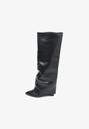 Bata Keilstiefel - nero