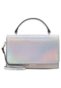 Metallic håndtaske med krokodillestruktur, iriserende finish, sort kant, aftagelig rem, håndtag øverst og ALDO-logo detaljer foran.