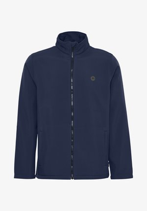 Marineblauwe softshell jas met een hoge kraag, volledige rits en zijzakken. Bevat een subtiele logo op de borst. Soepele textuur.
