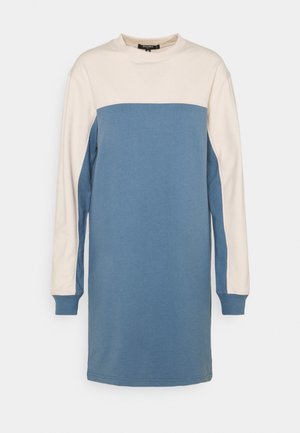 Langärmeliges Freizeitkleid in hellbeiger und gedämpfter blauer Farbblockierung mit gerippten Bündchen und Rundhalsausschnitt.