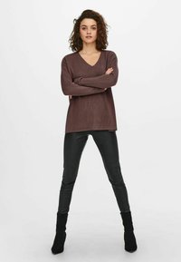 ONLY ONLAMALIA L/S V-NECK - Pulover - rose brown