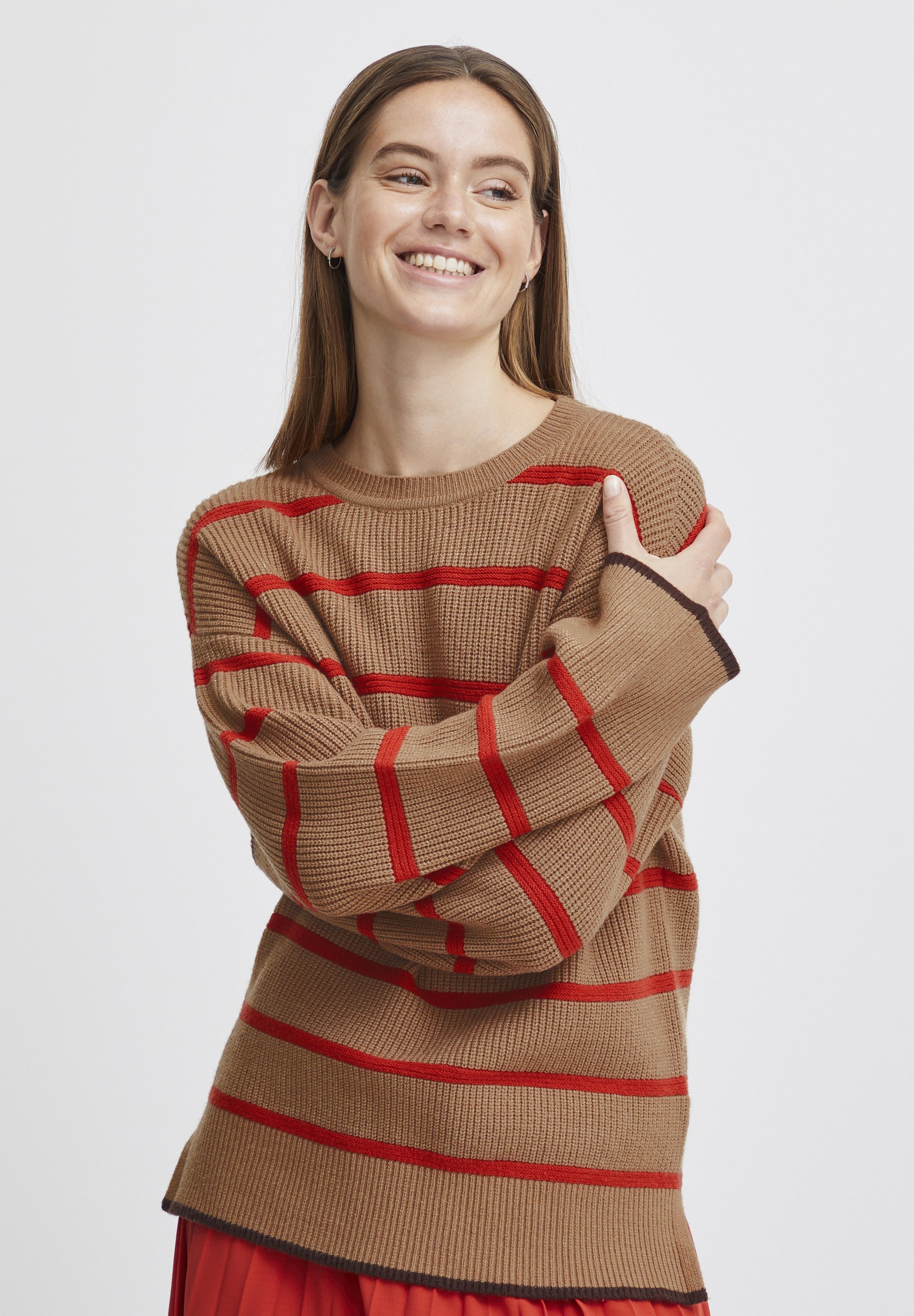 売れ筋商品|||ビーヤング ニット&セーター レディース アウター BYMILO - Jumper - aurora red mix b.young BYMILO - Jumper - aurora red mix/evergreen - Zalando