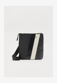 Selezionato, deep navy