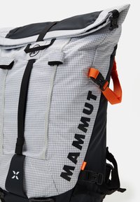 Mammut TRION 28 WOMEN - Dagryggsäck - white/black