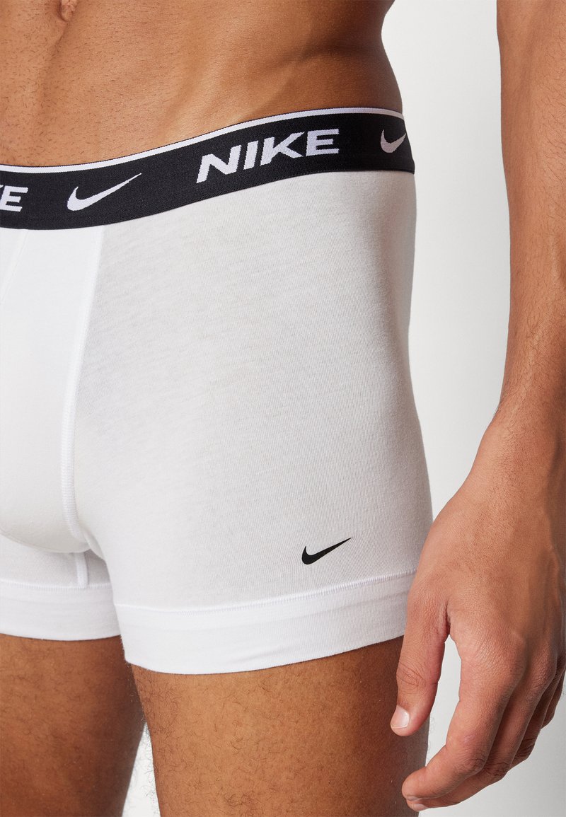 Nike Underwear TRUNK PACK Trunks black/white