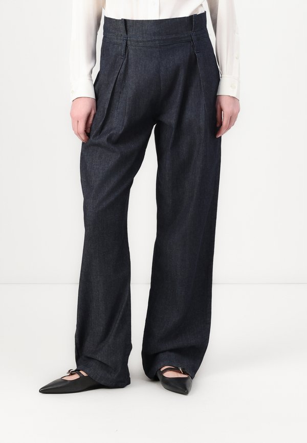 PLEATED PANTS - Relaxed fit jeans