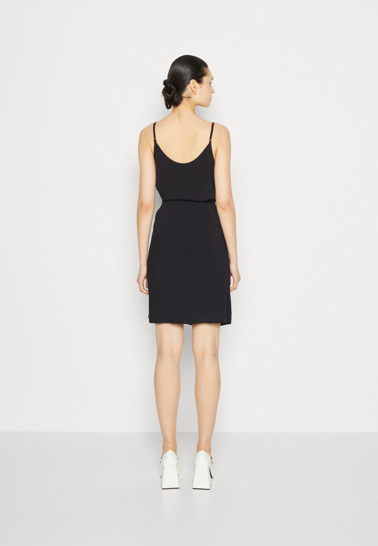 ONLNOVA LIFE VIS STRAP BUTTON DRESS