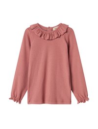 Maglietta a maniche lunghe in rosa polveroso, con texture a coste, colletto arricciato e polsini arricciati. Presenta una chiusura con bottone sul retro.