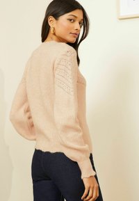 Love & Roses PETITE FIT - COSY POINTELLE STITCH KEYHOLE - Pullover - blush pink