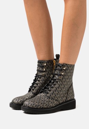 HASKELL - Šněrovací kotníkové boty - black/gold