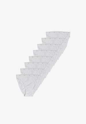 Mutande bianche di cotone disposte in fila, con una fascia azzurra chiara e pois. Tessuto morbido, design classico delle mutande.