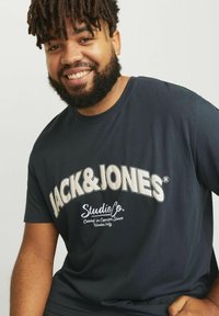 Jack & Jones Tricou cu imprimeu - forest river