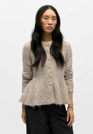 STRICKJACKE SCHÖSSCHEN - Strickjacke - humus