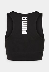 Débardeur de sport noir court avec un logo "PUMA" blanc vertical centré dans le dos, doté de larges bretelles et d'une bande ajustée.