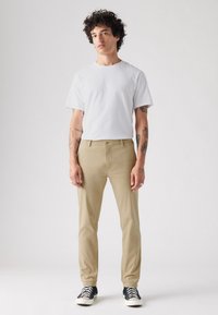 Levi's® - XX CHINO STANDARD TAPER PANTS - Chino - beige Miniaturebillede 1