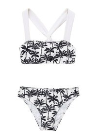 Černo-bílý bikini set s texturovaným topem a vzorem palmových listů, nastavitelnými bílými ramínky a odpovídajícími kalhotkami se stejným designem.