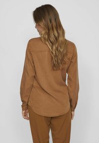 VILA VIBISTA SU-NOOS - Camicia - rubber