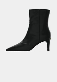 Furla ESSENTIAL BOOT - Bottines - nero