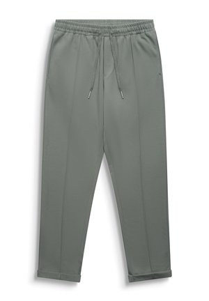Pantalones grises de corte cónico con cintura elástica, cordón ajustable, bolsillos laterales, pliegue frontal y bajos con puños.
