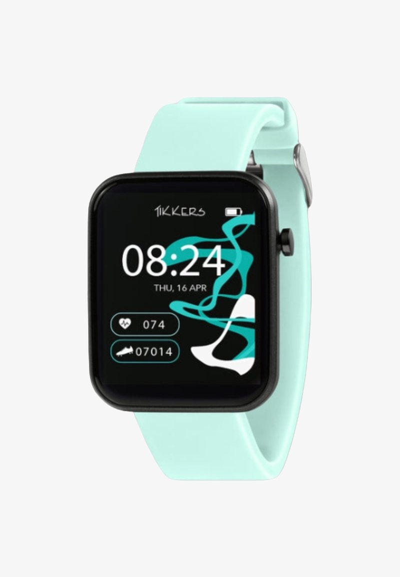 Un orologio smartwatch con cornice nera, quadrante quadrato, cinturino in silicone verde menta e un'interfaccia vibrante che mostra ora, data e metriche di attività.
