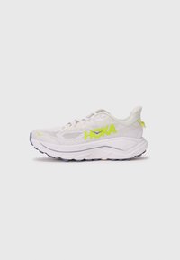 CHALLENGER 8 - Sapatilhas de trail running - white/neon yellow