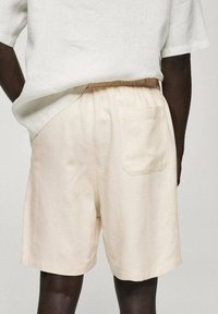 Mango Shorts - off-white