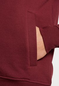 Pier One Felpa con zip - bordeaux