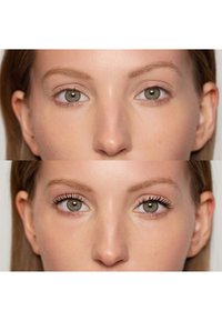 Bobbi Brown MINI SMOKEY EYE MASCARA czarny