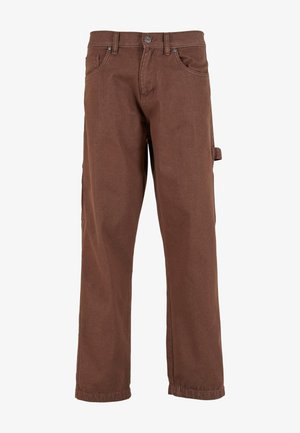 Hnedé cargo nohavice z pevného materiálu s priamym strihom, prednými vreckami a bočným vreckom s chlopňou.