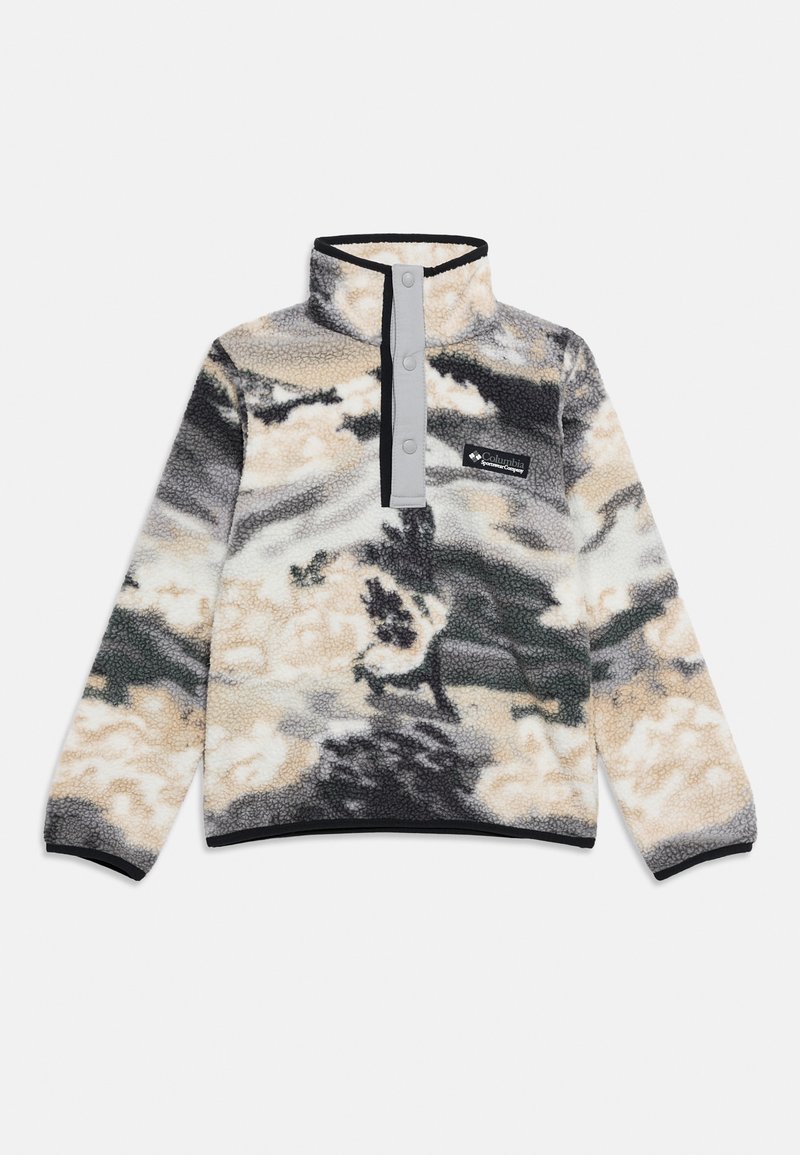 Πουλόβερ από φλίς σε μαύρο, κρεμ και γκρι με σχέδιο περιστρεφόμενου σύννεφου. Διαθέτει γιακά με φερμουάρ στη μέση και μπαλώμα λογότυπου στο εμπρόσθιο μέρος.