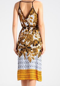 River Island Vapaa-ajan mekko - yellow