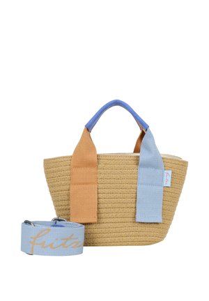 Kleine gewebte Tasche in Hellbraun mit breiten blauen und orangefarbenen Stoffgriffen sowie einem zusätzlichen abnehmbaren hellblauen Riemen mit Kursivschrift.