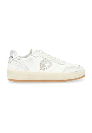 NICE IN CRACKLÉ - Sneakers - bianco