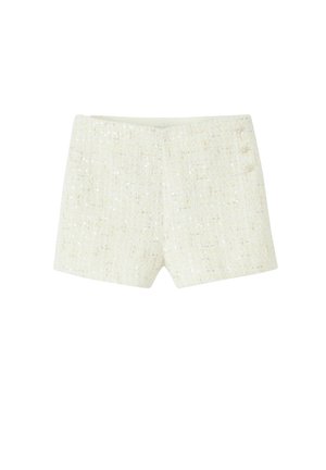 Shorts en tweed blanc présentant un tissu texturé avec des fils dorés, devant plat et deux boutons décoratifs sur le côté.