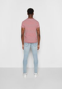 Tommy Hilfiger T-shirt básica - rouge/ivory