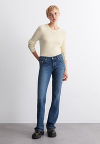 Marc O'Polo DENIM CREW NECK - Jumper - white blush