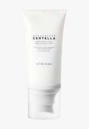 Skin1004, SKIN1004 MADAGASCAR CENTELLA TONE BRIGHTENING TONE-UP SUNSCREEN - Protector solar