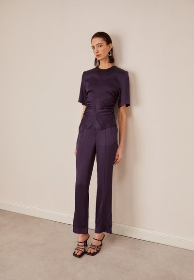 Materiel GATHERED WAIST BLOUSE - Μπλούζα - deep purple