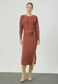 Anna Field Sarafanas - rust