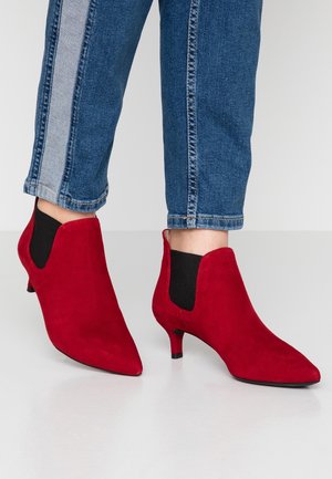 Ankle boot